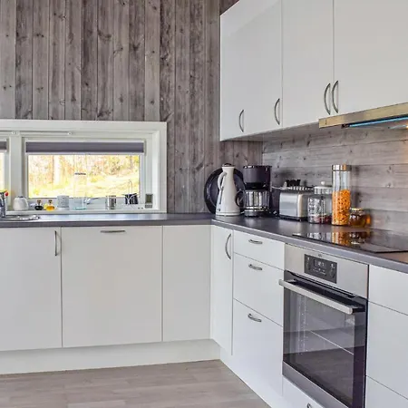 Gorgeous In With House Sea View Feriehus *
