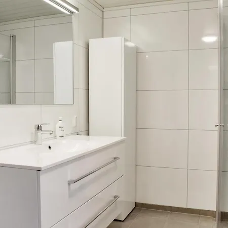 3 Bedroom Amazing In Йёрпеланн